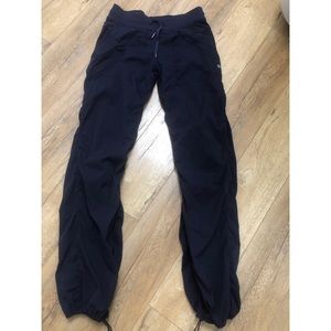 Lululemon Dance Studio Pants, navy 6